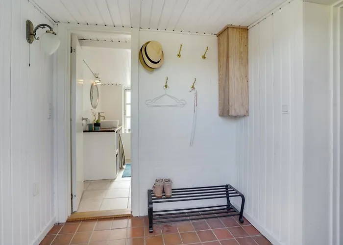 Сasa de vacaciones Gyril - 100m From The Sea By Interhome *