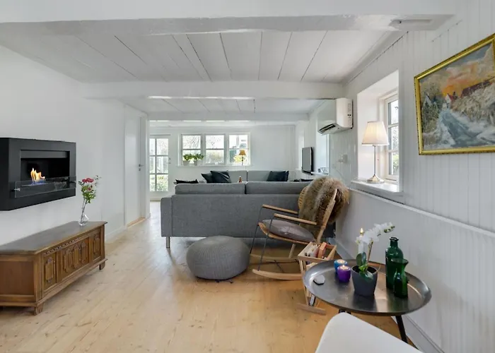 Gyril - 100m From The Sea By Interhome *